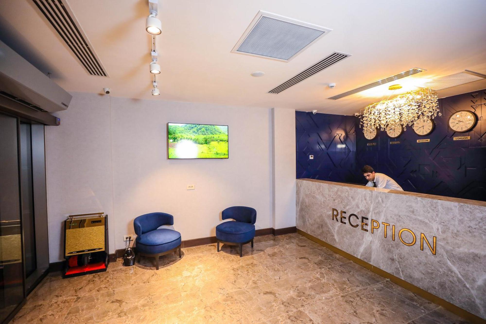 Arium Hotel Baky Esterno foto