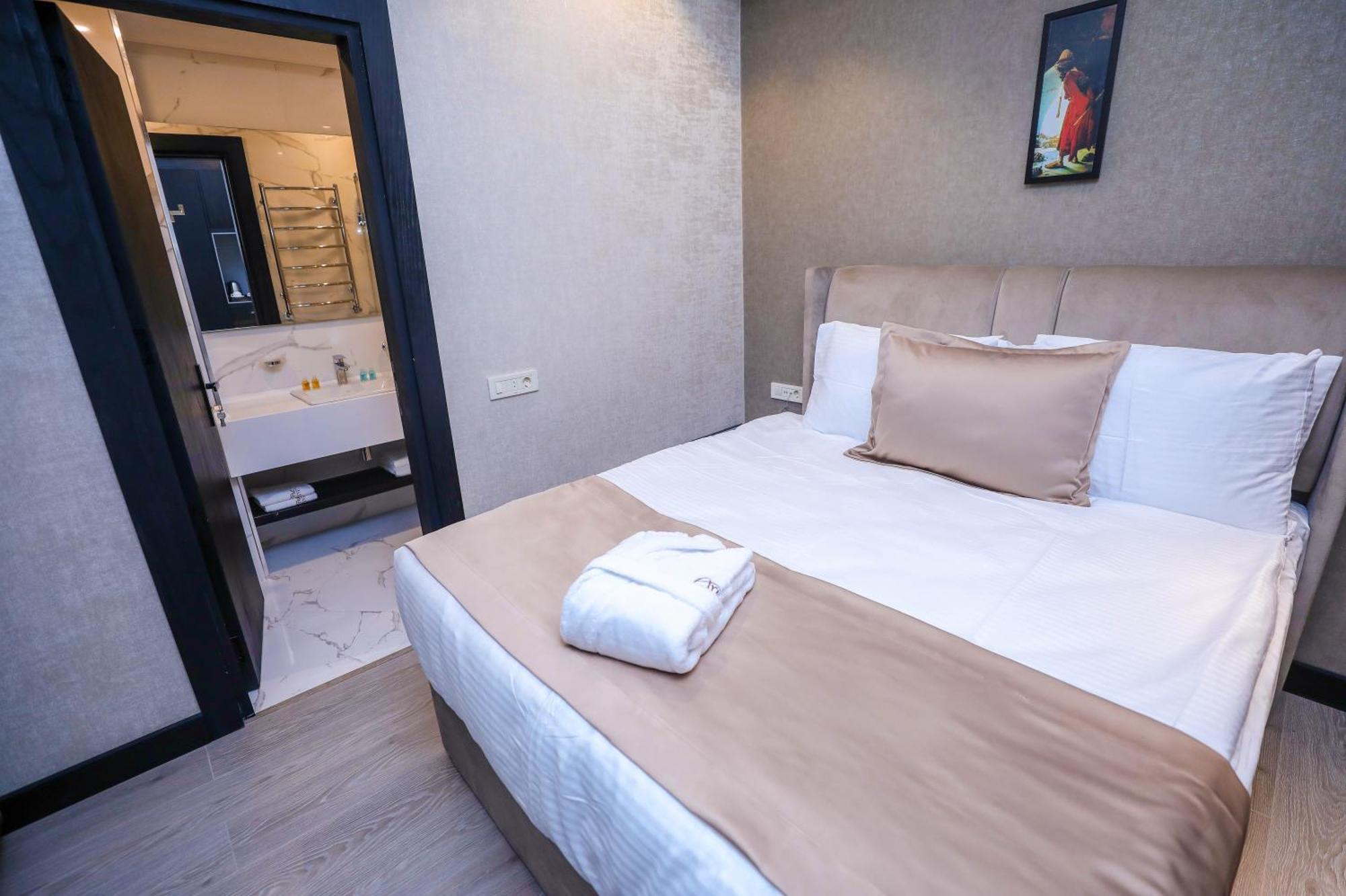 Arium Hotel Baky Esterno foto