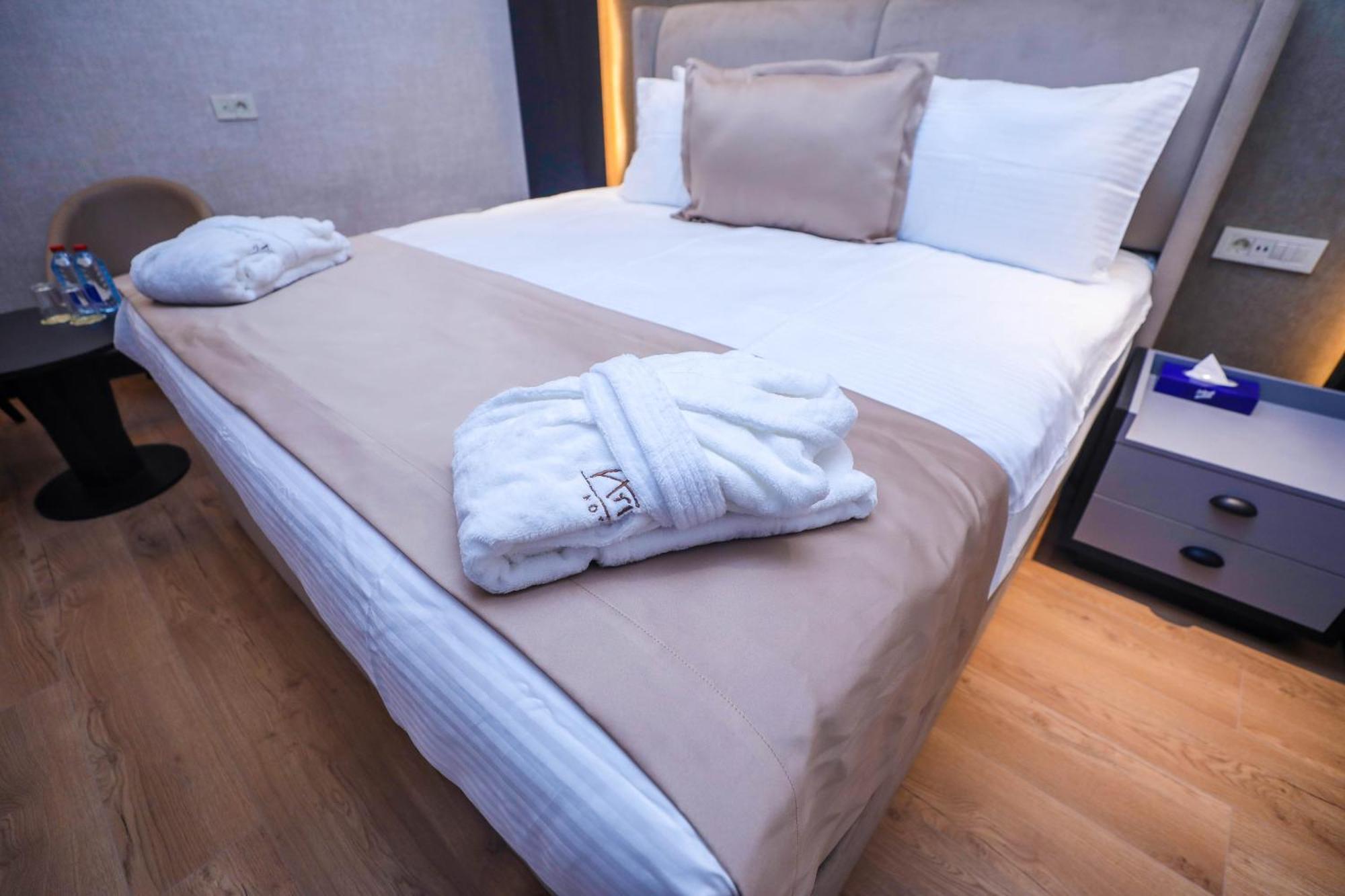 Arium Hotel Baky Esterno foto